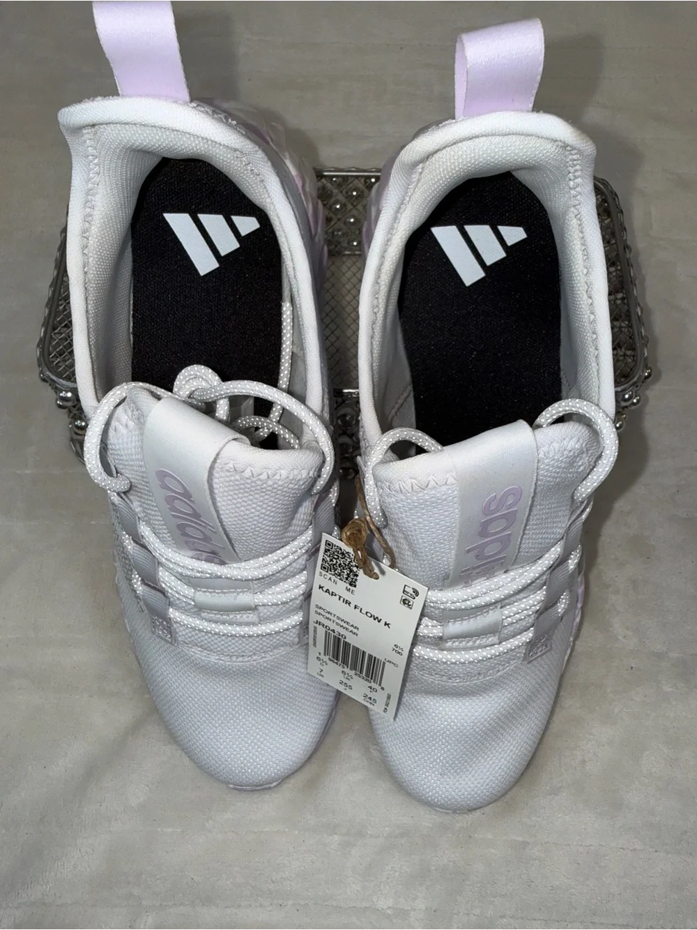 Adidas Kaptir Flow K White Purple Sz Youth 7  JR0430 NWT